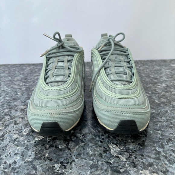 Nike Air Max 97 Mica Green AQ4137-300 Women’s Size 10 Shoes Sneakers. - Picture 4 of 13
